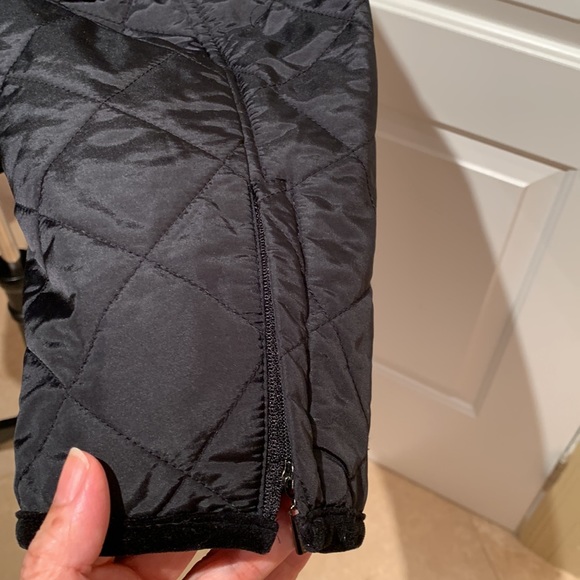 PLATINUM. Black quilted jacket w/zip. Warm lining, zip also on sleeves. - Picture 7 of 11